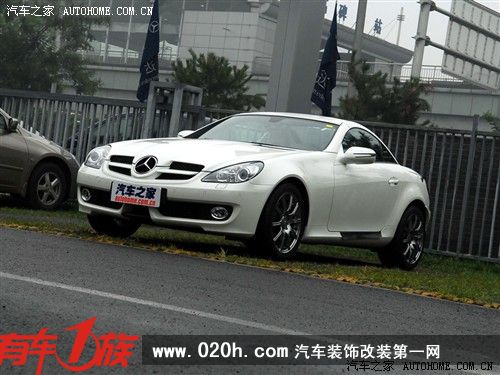  进口奔驰 奔驰slk slk 300 黑白经典版