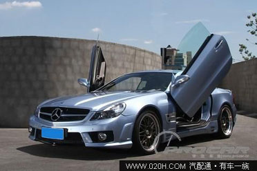 奔驰SL55转变为SL63AMG