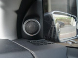 商务版奔驰R320改装音响作业