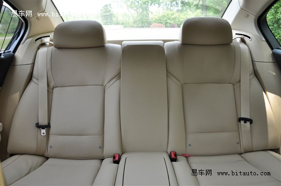 bmw730li空间,宝马730li价格,宝马730li内饰