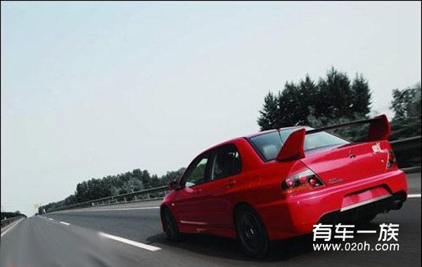 三菱EVO油耗多少？车友100公里油耗测试