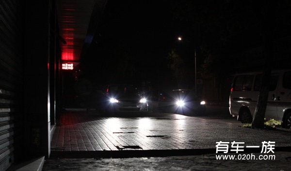 雷克萨斯IS250改装灯光 双光透镜_天使眼_恶魔眼