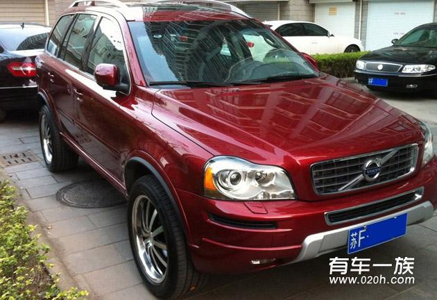 红色沃尔沃XC90_T5豪华版提车作业与优缺点评价