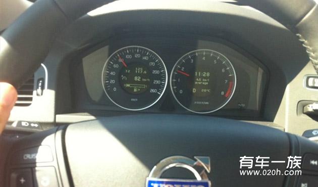 沃尔沃S60与奥迪A4哪个好？车主S60提车作业与感受