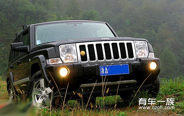 JEEP指挥官怎么样？5.7指挥官油耗与用车感受评价