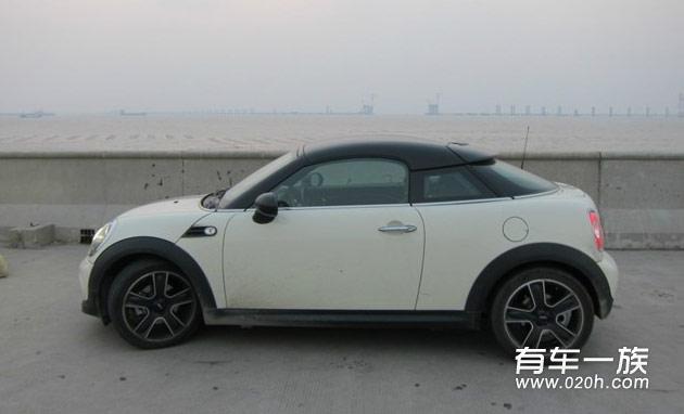 2013两座跑车MINI COUPE提车作业