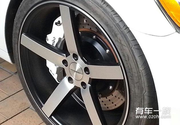 雷克萨斯GS430改装轮毂轮胎刹车套件排气作业
