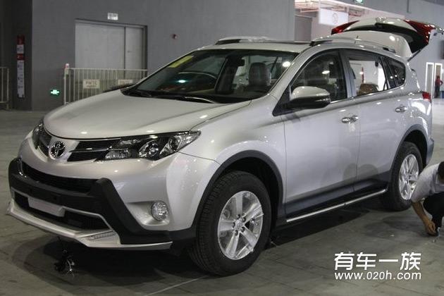 丰田新RAV4改装前后杠踏板外观装饰作业