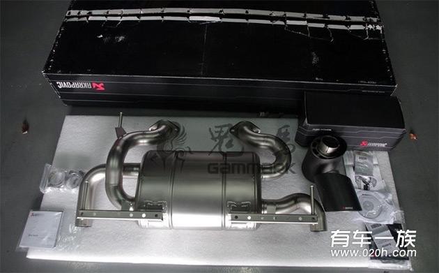 英菲尼迪FX35改装天蝎排气尾段作业