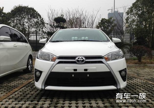 1.5MT白色丰田Yaris L致炫提车作业与价格