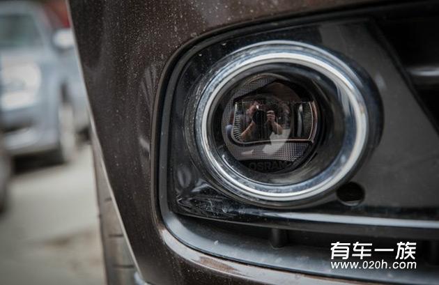 2013款棕色奥迪Q5改装雾灯作业 灯光升级 