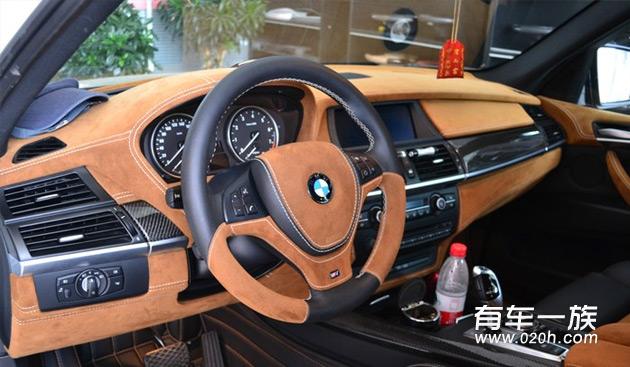 白色宝马X5改装内饰麂皮绒双色搭配 