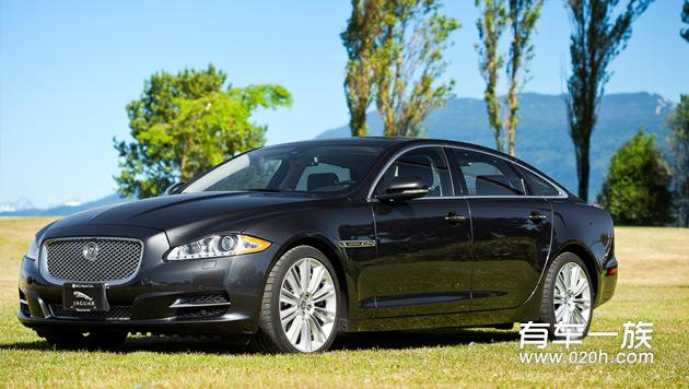 2014款银色宝马740Li xDrive提车作业与对比选车过程