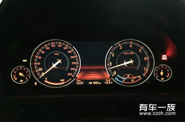 2014款银色宝马740Li xDrive提车作业与对比选车过程