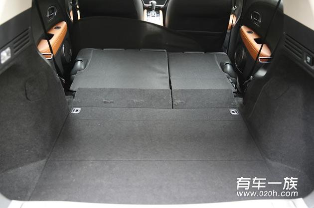 自动豪华版白色本田缤智提车作业车主静态真实感受评价