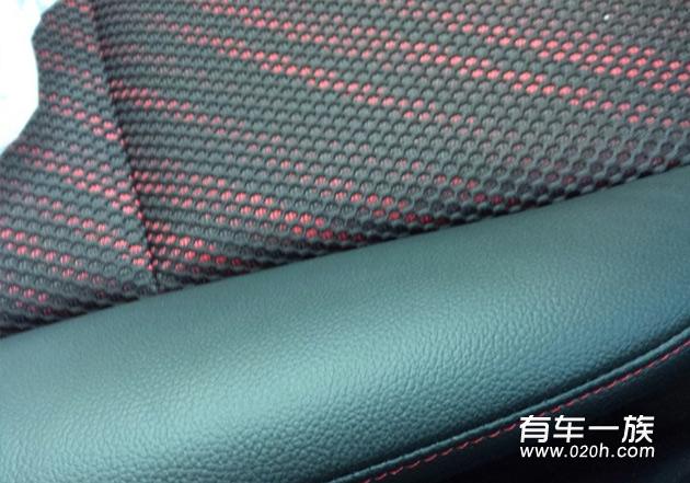 1.8舒适版黑色本田XR-V改装行李架内饰外观装饰细节评价
