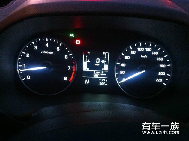 2015款1.6L自动两驱GLS智能ix25提车作业价格油耗与感受