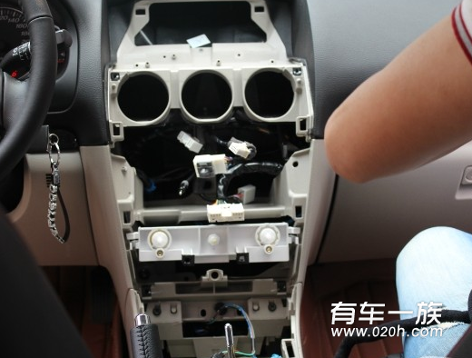 马自达6改装定位导航倒车影像