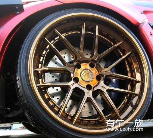 Liberty walk改装宝马M4宽体套件