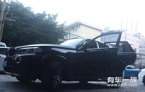宝马X5内饰改装升级 简约时尚沉稳大气