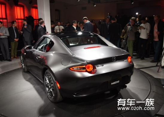 2016纽约车展马自达新款MX-5 RF劲爆上市