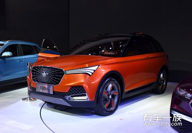 2016北京车展奔腾X4首次亮相