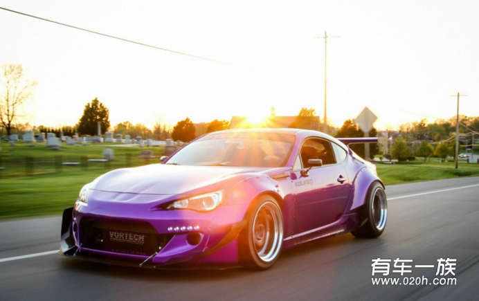 斯巴鲁 BRZ Rocket Bunny V2外包围改装