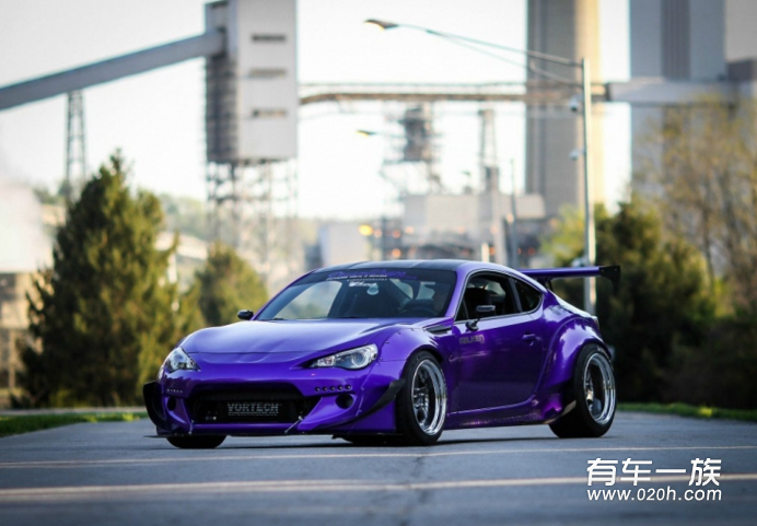 斯巴鲁 BRZ Rocket Bunny V2外包围改装