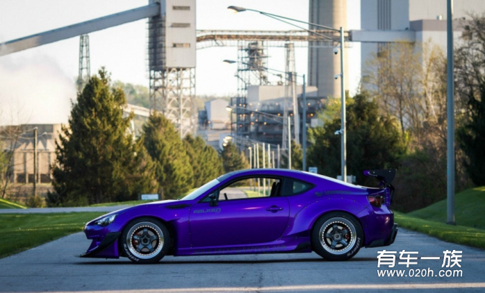 斯巴鲁 BRZ Rocket Bunny V2外包围改装