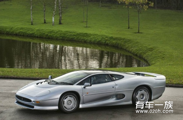 优雅惊艳的捷豹XJ220改装