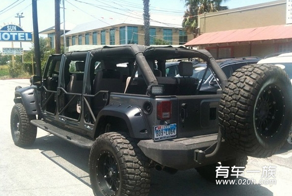 大型野兽 JEEP牧马人改装六门加长版改装