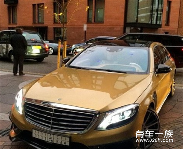 巴博斯版土豪金S 63 AMG亮相伦敦街头