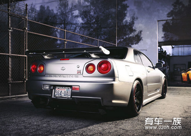 千匹暴徒 改装日产战神GTR Skyline R34