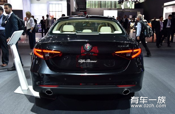 阿尔法罗密欧入华 Giulia疑似售价29万起 阿尔法罗密欧入华 Giulia疑似售价29万起