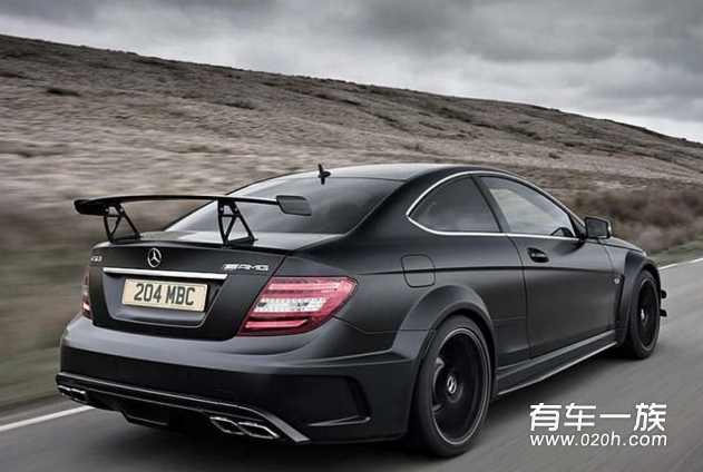 奔驰C63 AMG Black改装磨砂黑色版