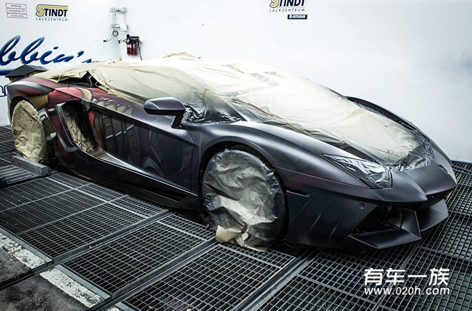 Aventador改装外观钢铁侠主题 遇水还会变色