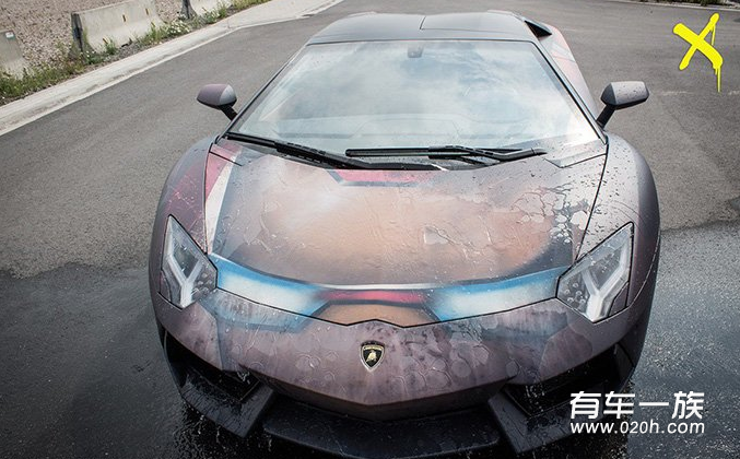 Aventador改装外观钢铁侠主题 遇水还会变色