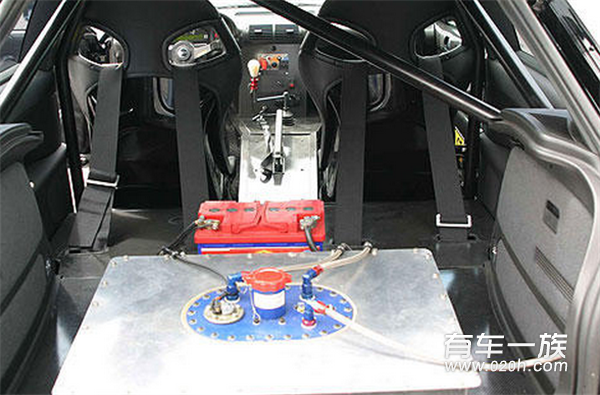 奥迪S3搭配双涡轮增压发动机改装鉴赏