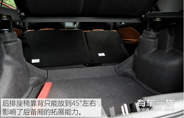 瑞虎3x乘坐空间后备箱大小测评 瑞虎3x空间大吗